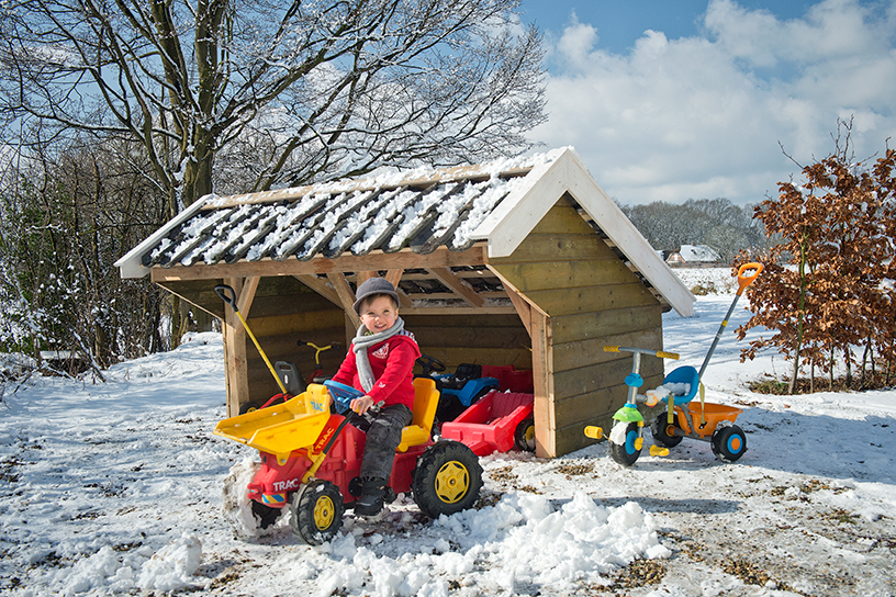 kapschuur met speelgoedtrekker
